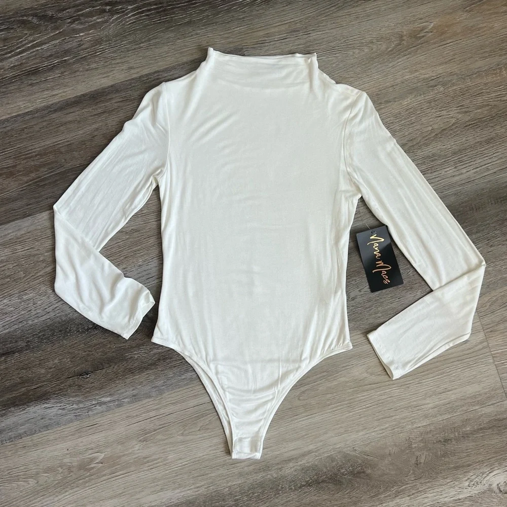 NWT NanaMacs mock neck long sleeve bodysuit - Picture 3 of 6